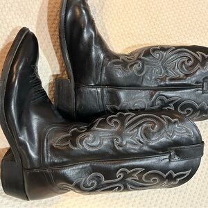 Justin Boots Black Leather Western Embroidered Cowboy Boots